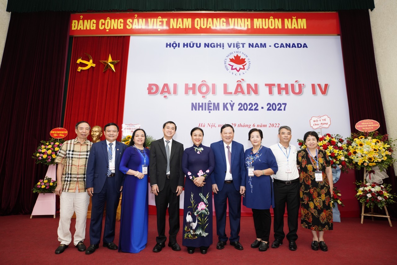 Chuỗi hoạt động của lãnh đạo Liên hiệp các tổ chức hữu nghị Việt Nam tuần qua