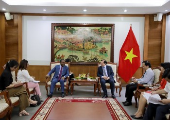 Tăng cường hợp tác văn hóa, du lịch, giao lưu giữa nhân dân hai nước Việt Nam và Angola