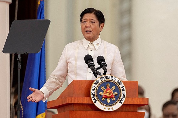 Tân Tổng thống Philippines "tìm các biện pháp giải quyết xung đột" với Bắc Kinh