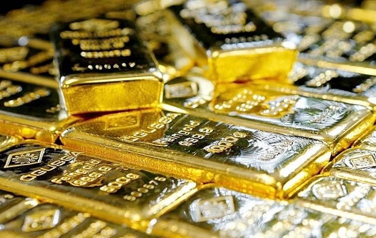 Giá vàng trong nước và quốc tế tiếp tục giảm.