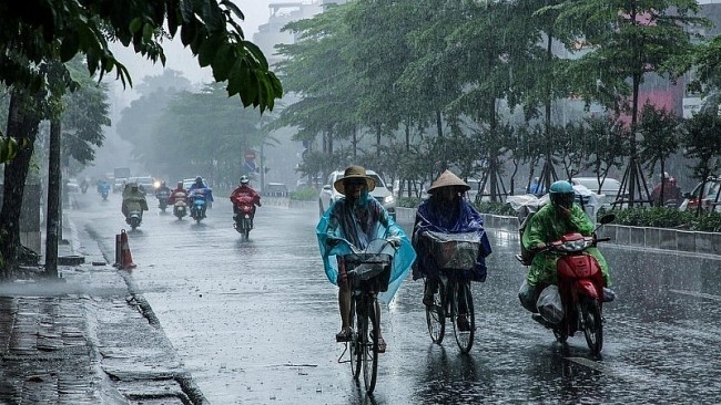 Thời tiết ngày 08/7/2022: mưa dông bao trùm từ Bắc vào Nam
