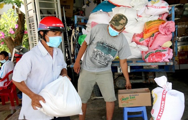 Hỗ trợ người dân tỉnh Bình Phước hơn 432 tấn gạo do mất mùa