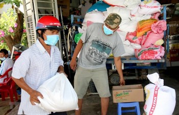 Hỗ trợ người dân tỉnh Bình Phước hơn 432 tấn gạo do mất mùa