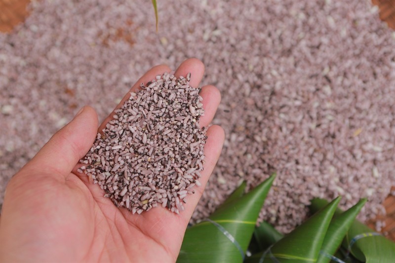 Bánh “tình yêu” của đồng bào Tà Ôi Bánh “tình yêu” của đồng bào Tà Ôi