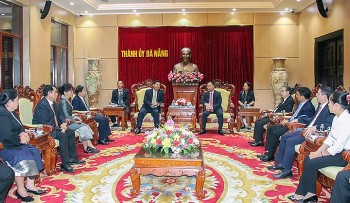 Chia sẻ kinh nghiệm hữu ích, bài học quý báu để nâng cao hoạt động giữa Tòa án Đà Nẵng và Lào