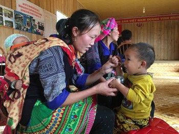 nhieu tre em phu nu mang thai tai yen bai son la da co bua an giau dinh duong