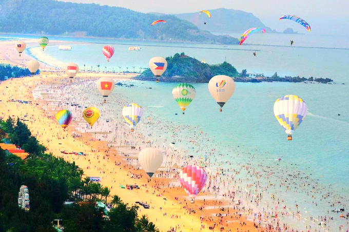 Lễ hội khinh khí cầu tạo điểm nhấn thu hút khách du lịch cho Thị xã Cửa Lò