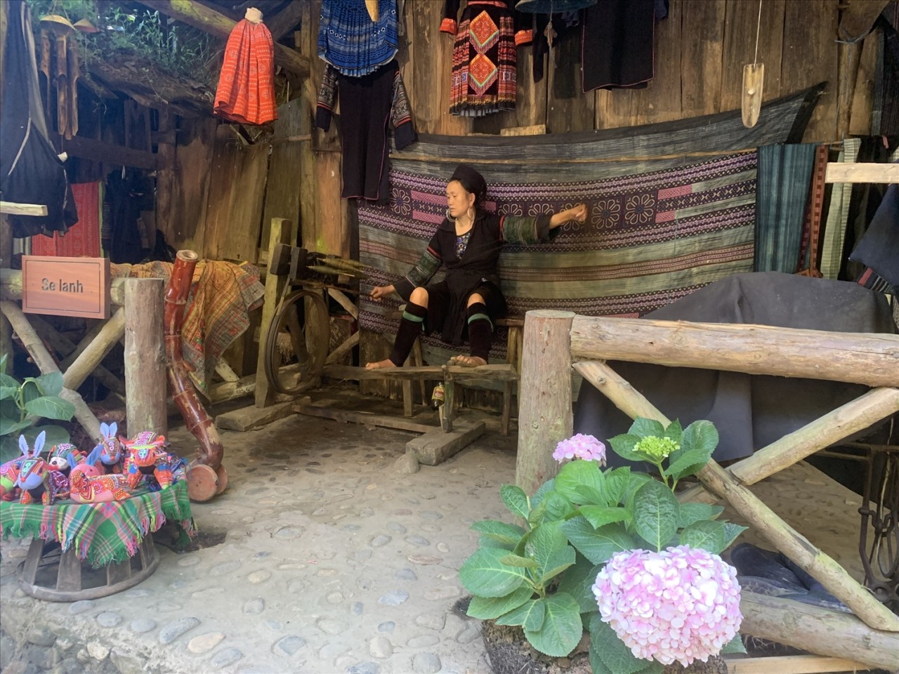Bản Cát Cát- ngôi làng người Mông đẹp nhất Tây Bắc