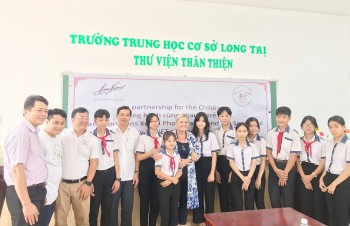 Hậu Giang: Khánh thành 2 thư viện xanh do Tổ chức Christina Noble Children’s Foundation/Anh tài trợ