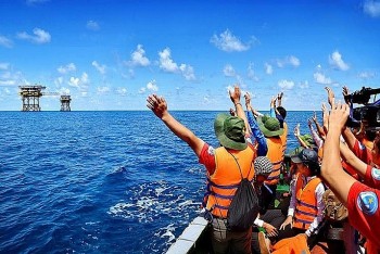 Dành hơn 50 tỷ đồng ủng hộ Quỹ “Vì biển, đảo Việt Nam” năm 2022