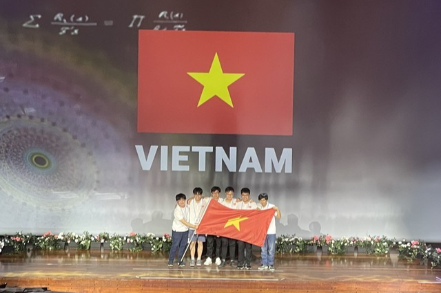 Việt Nam xếp thứ 4 tại Olympic Toán học quốc tế năm 2022