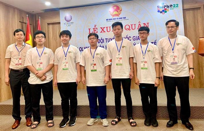 5 học sinh Việt Nam giành huy chương tại Olympic Vật lí Quốc tế 2022