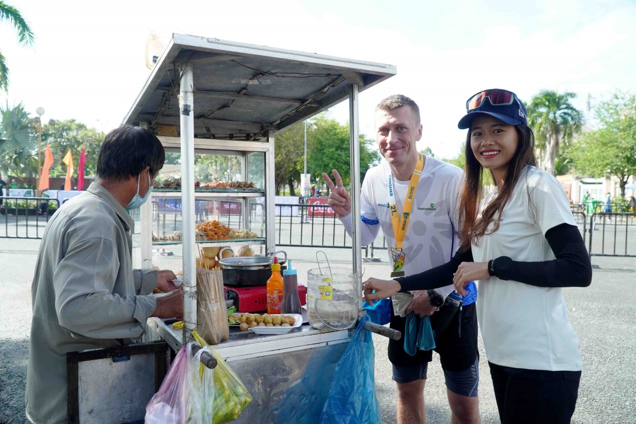 Hậu Giang: Hơn 8.500 người tham chạy Marathon vừa trải nghiệm thiên nhiên miền Tây sông nước