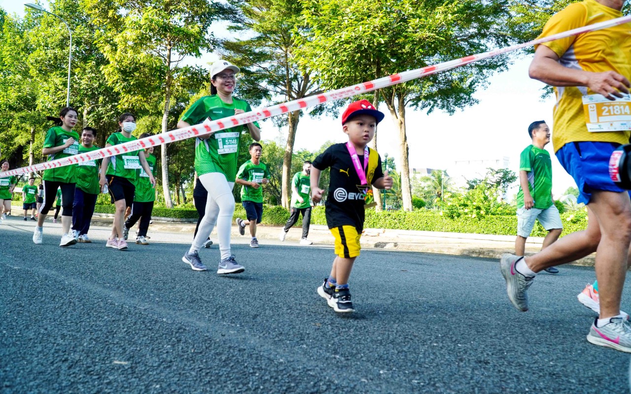 Hậu Giang: Hơn 8.500 người tham chạy Marathon vừa trải nghiệm thiên nhiên miền Tây sông nước