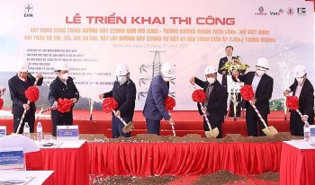Nguồn điện mua từ Lào góp phần phát triển kinh tế Việt Nam Nguồn điện mua từ Lào góp phần phát triển kinh tế Việt Nam