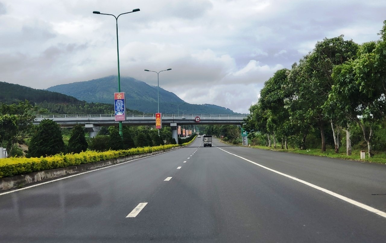 Từ ngày 1/8: Thu phí không dừng tuyến cao tốc Liên Khương - Prenn vào TP. Đà Lạt