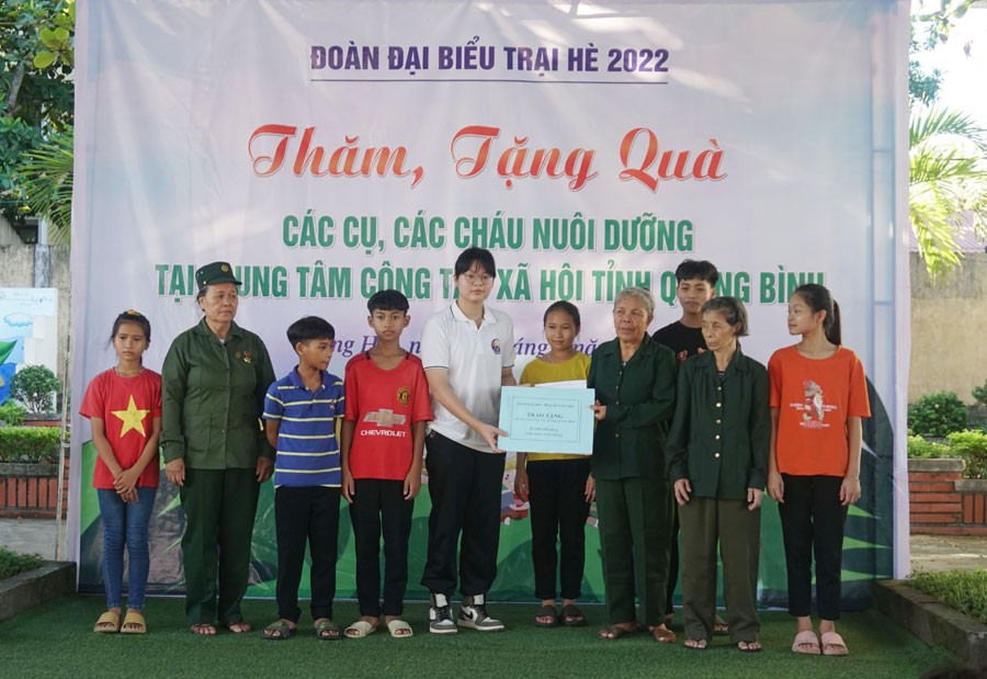 Trại hè Việt Nam năm 2022: Nhiều hoạt động ý nghĩa và trải nhiệm đáng nhớ trên quê hương Quảng Bình