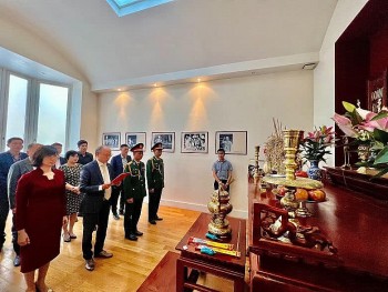 Gặp mặt tri ân kỷ niệm Ngày Thương binh – Liệt sĩ tại Pháp Gặp mặt tri ân kỷ niệm Ngày Thương binh – Liệt sĩ tại Pháp