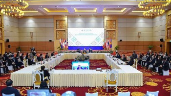 Việt Nam ủng hộ tổ chức các hoạt động kỷ niệm 10 năm Tuyên bố Nhân quyền ASEAN Việt Nam ủng hộ tổ chức các hoạt động kỷ niệm 10 năm Tuyên bố Nhân quyền ASEAN