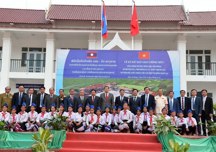 Điện Biên cam kết hỗ trợ hơn 40 tỷ đồng cho 3 tỉnh bắc Lào