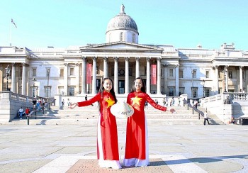 Cơ hội quảng bá văn hóa Việt Nam tại Anh