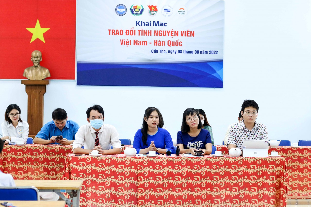 Học sinh sinh viên Việt Nam - Hàn Quốc kết nối trực tuyến giao lưu văn hóa