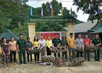 tang lon giong cho cac ho ngheo khu vuc bien gioi