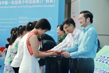 29 tác phẩm của Việt Nam trưng bày tại Triển lãm tranh thanh thiếu niên ASEAN – Trung Quốc lần thứ hai 29 tác phẩm của Việt Nam trưng bày tại Triển lãm tranh thanh thiếu niên ASEAN – Trung Quốc lần thứ hai