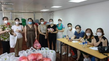 Trao 511 suất quà cho người Việt gặp khó khăn tại Macau (Trung Quốc)