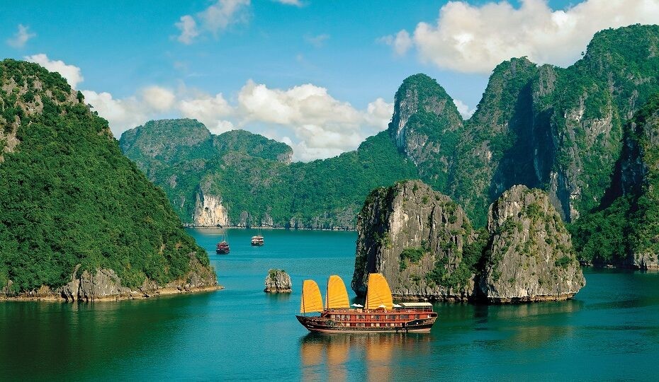 Trang du lịch Canada xếp hạng Vịnh Hạ Long là đến đẹp nhất thế giới 2022