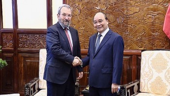 Chủ tịch nước Nguyễn Xuân Phúc tiếp cựu Thủ tướng Israel Ehud Barak