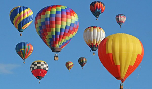 Trong 2 ngày 27 và 28/8, thành phố Thanh Hóa sẽ tổ chức Lễ hội khinh khí cầu với chủ đề “Thanh Hóa rực rỡ sắc màu” được tổ chức tại Quảng trường Lam Sơn. (Ảnh minh họa)
