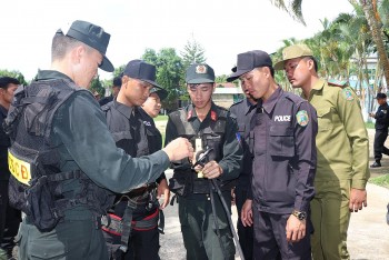 Công an Điện Biên và Công an các tỉnh Bắc Lào: Giúp bạn là tự giúp mình