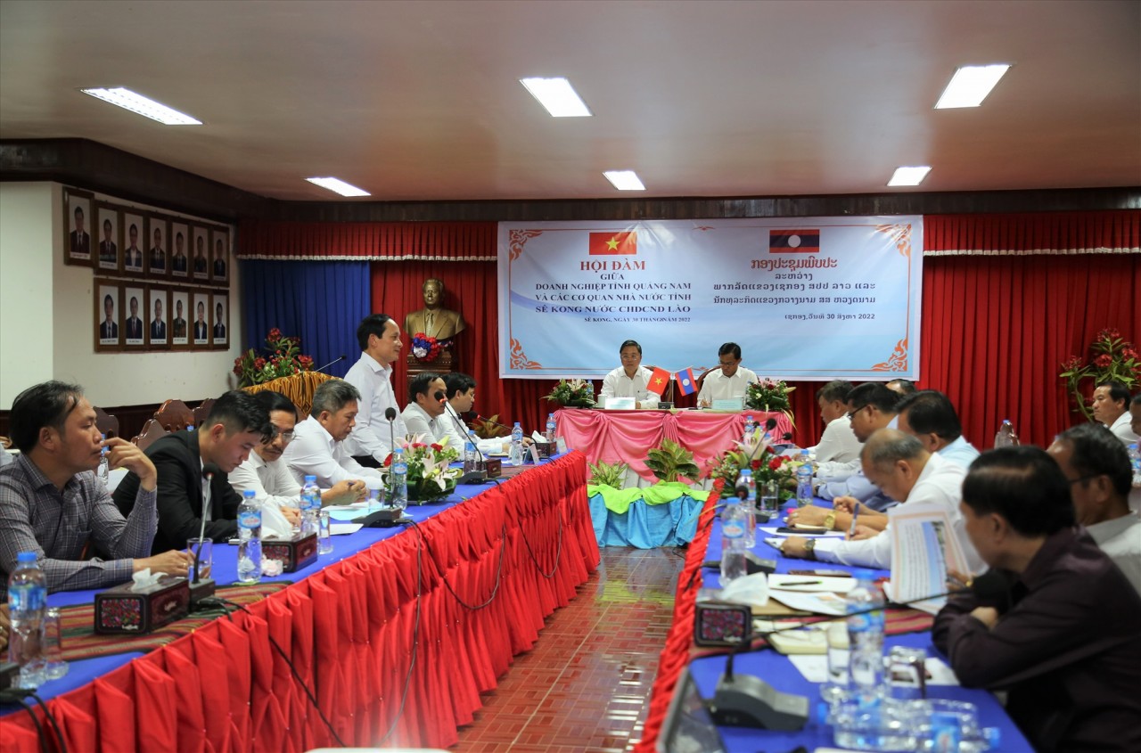 Bí thư, Tỉnh trưởng Sê Kông gặp mặt doanh nghiệp tỉnh Quảng Nam