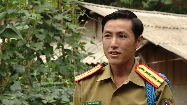 Đại úy Samsoiuk Saeangchanphet, Trạm trưởng Trạm Công an Nà Khạng (Công an Lào) (Ảnh: Hạnh Quỳnh/Vietnam+).