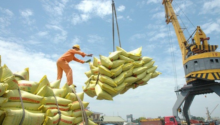 Bangladesh mua hàng trăm ngàn tấn gạo từ Việt Nam