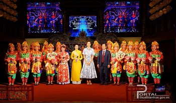 UNESCO luôn đồng hành, cùng bảo tồn, gìn giữ và phát huy giá trị văn hóa các di sản của Cố đô Huế UNESCO luôn đồng hành, cùng bảo tồn, gìn giữ và phát huy giá trị văn hóa các di sản của Cố đô Huế