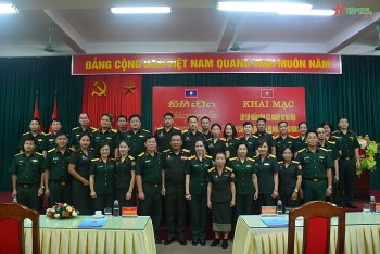 Tập huấn nghiệp vụ cho cán bộ thư viện Lào