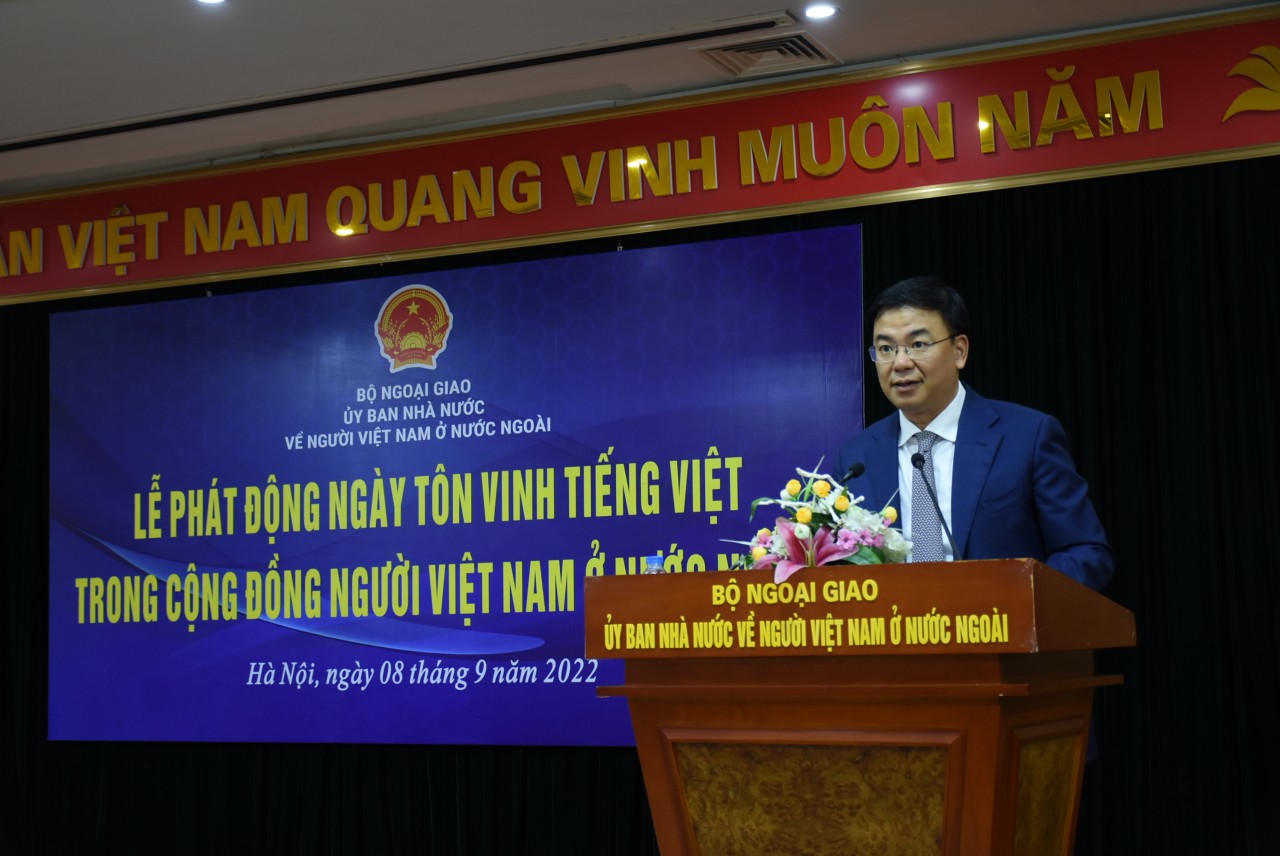 Phát động Ngày Tôn vinh tiếng Việt trong cộng đồng người Việt Nam ở nước ngoài