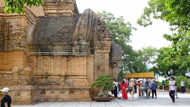 Nhiều du khách Campuchia lựa chọn Việt Nam là điểm đến (Ảnh minh họa: TTXVN).