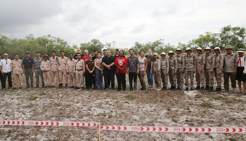Hoa Kỳ tiếp tục hợp tác chặt chẽ với tỉnh Quảng Trị khắc phục hậu quả bom mìn