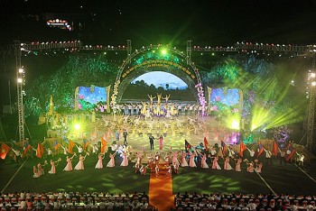 Nhiều hoạt động trong ngày hội giao lưu văn hóa thể thao và du lịch vùng biên giới Việt Nam Lào lần thứ III