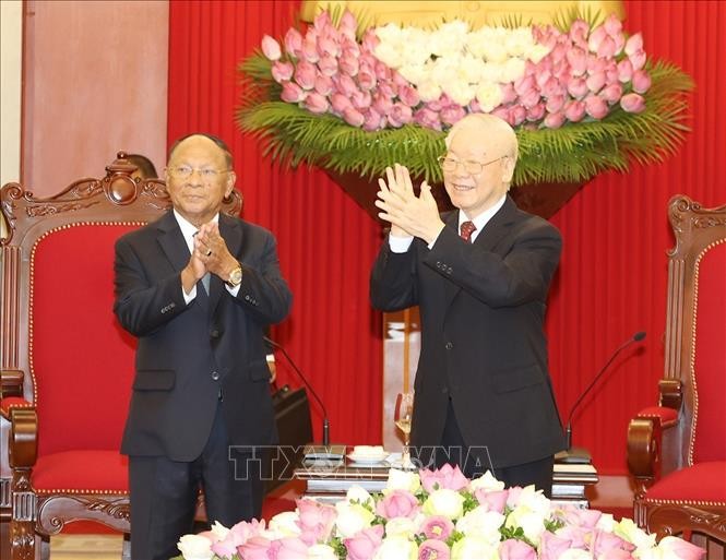 Tổng Bí thư Nguyễn Phú Trọng tiếp Chủ tịch Quốc hội Vương quốc Campuchia Samdech Heng Samrin