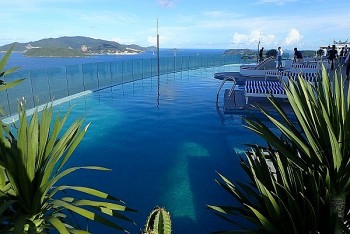 VietKings công nhận bể bơi vô cực nước mặn Panorama Nha Trang nhận 2 kỷ lục Việt Nam