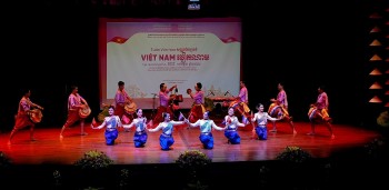 giao luu van hoa bac cau huu nghi viet nam campuchia