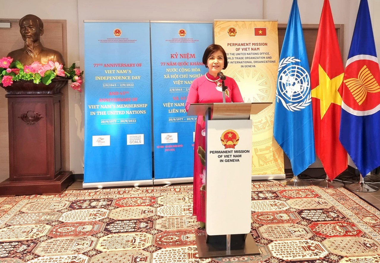 Đại sứ Lê Thị Tuyết Mai phát biểu tại Geneva).lễ kỷ niệm (Ảnh: Phái đoàn Việt Nam tại 
