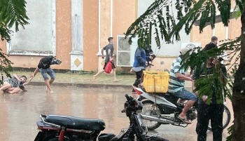 bo ngoai giao len tieng vu 67 nguoi viet thao chay khoi casino o campuchia