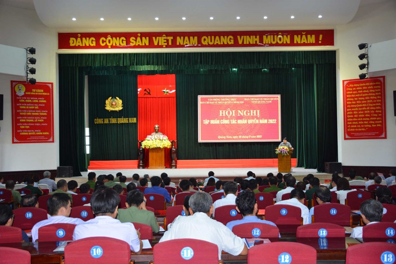 Toàn cảnh Hội nghị tập huấn công tác Nhân quyền năm 2022 tại tỉnh Quảng Nam.