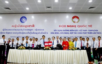 Xây dựng đường biên giới Việt Nam - Campuchia hòa bình, hữu nghị, hợp tác cùng phát triển