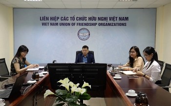 huong toi duy tri mot the gioi hoa binh va on dinh